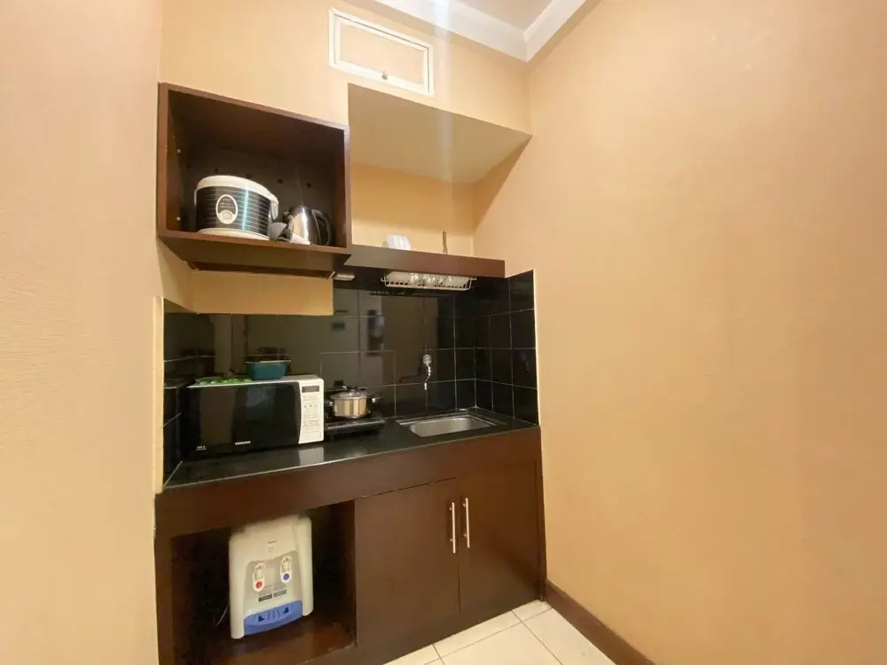 Spacious And Scenic Studio At Majesty Apartment Bandung