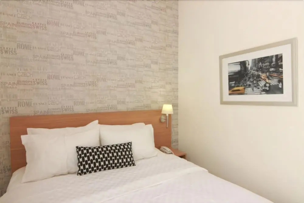 ehouzz