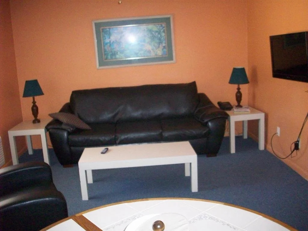 All Suite Motel