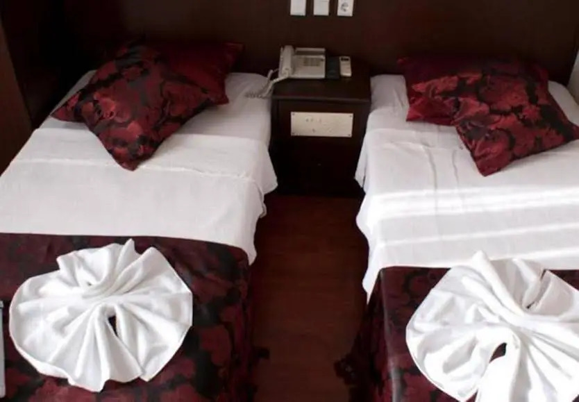 Queen Ra Hotel