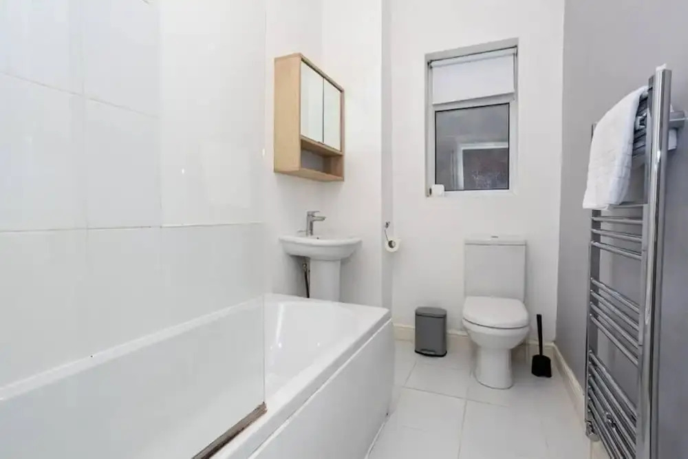 Spacious Cosy 2 Bedroom House by Bridgewater Canal