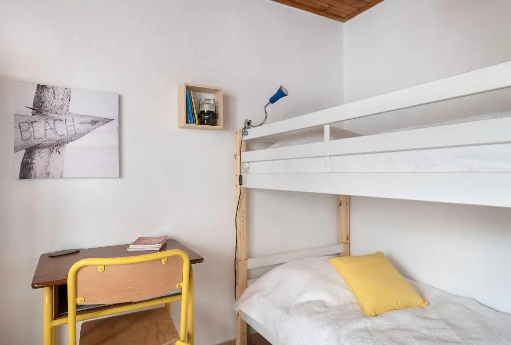 Une Vraie Maison de Vacances À 2 Pas de la Plage de Portmain