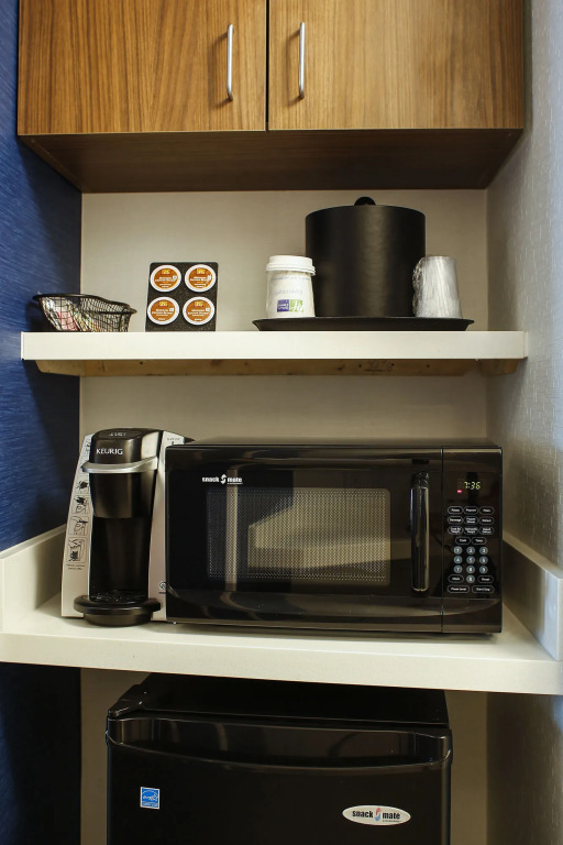 Holiday Inn Express & Suites Downtown Louisville by IHG