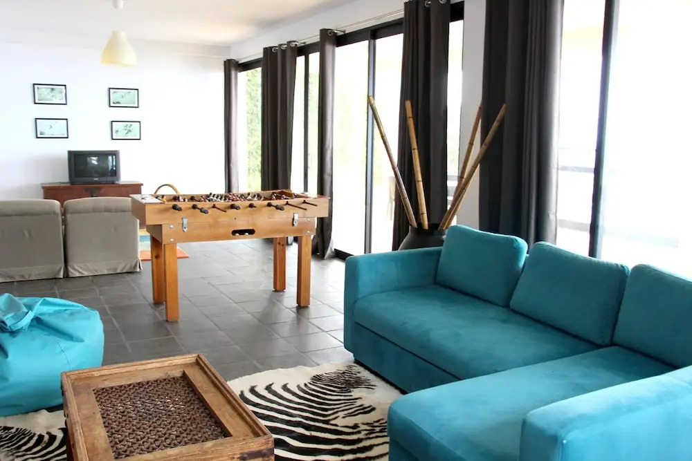 House with 4 Bedrooms in Caniço, with Wonderful Sea View, Private Pool, Enclosed Garden