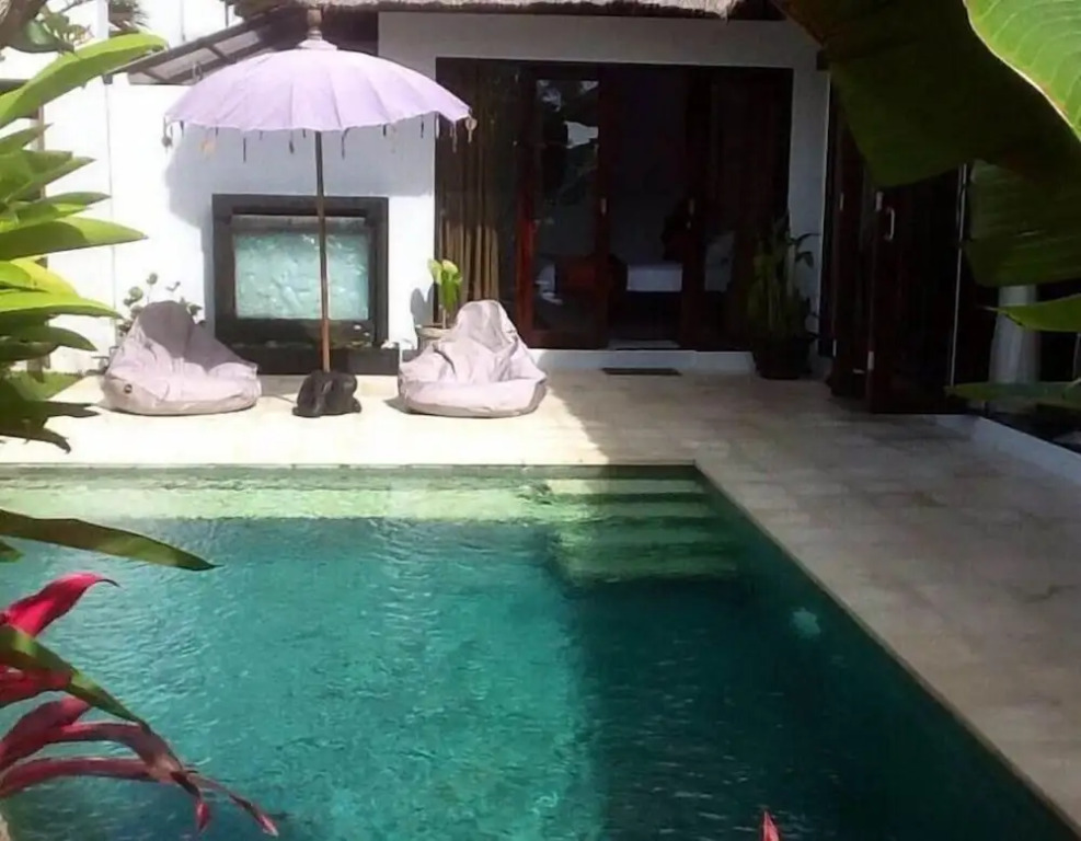 Villa Ad