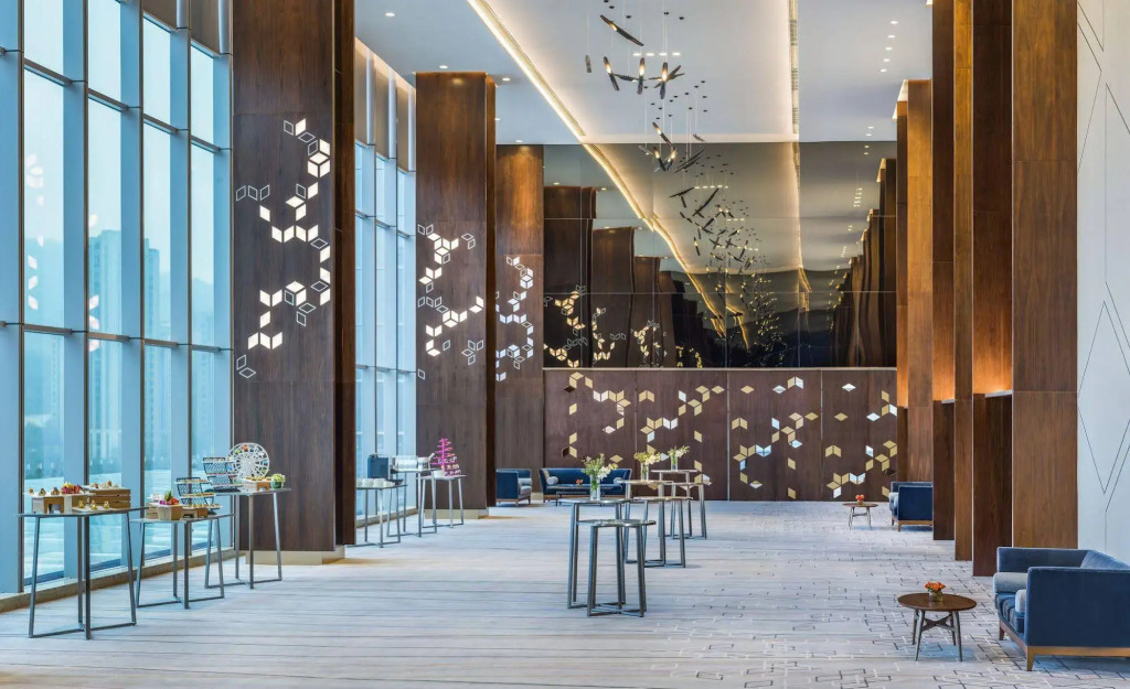 Meixi Lake Hotel, a Luxury Collection Hotel by Marriott, Changsha
