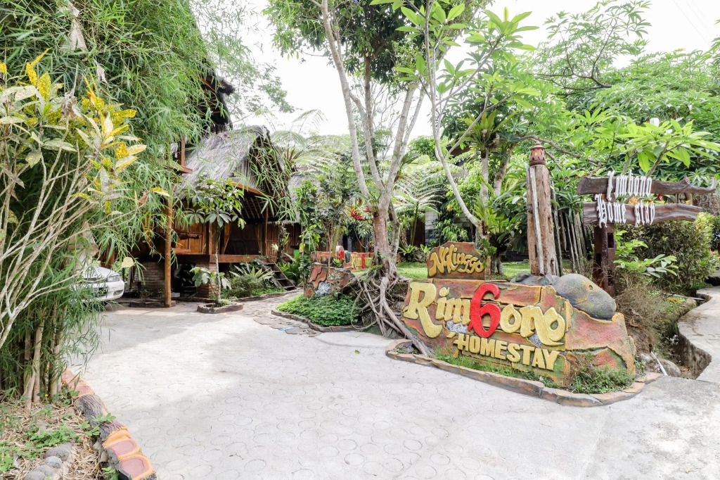 Rimbono Homestay