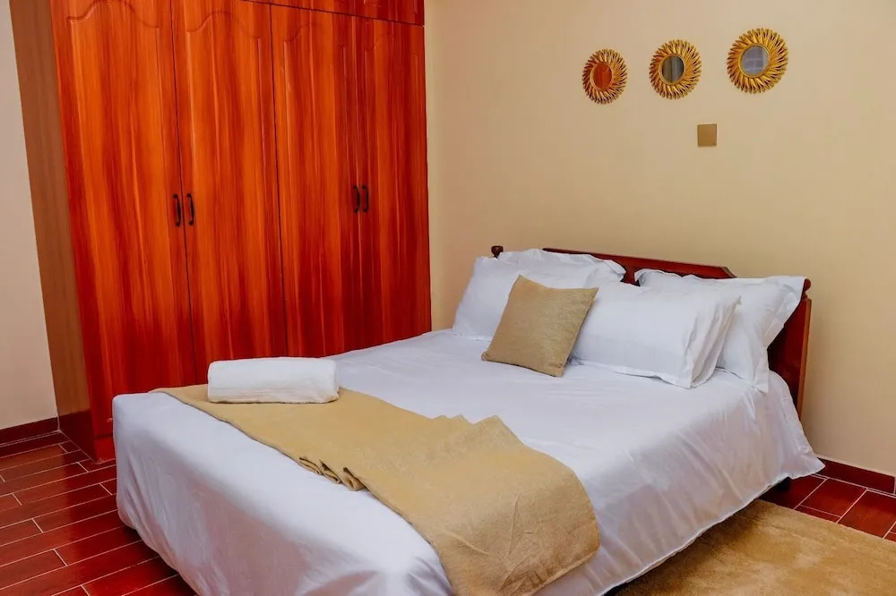 Lux Suites Kileleshwa Business Apartments
