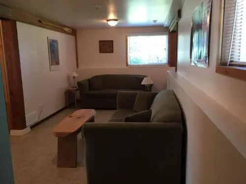Wild Edge Lodge