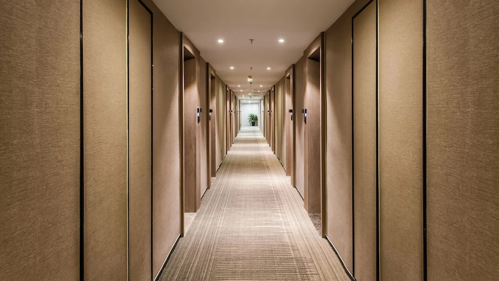 Zhangjiagang Suning Auraya Hotel