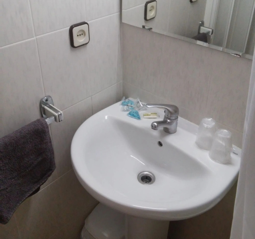 Hostal Lesseps