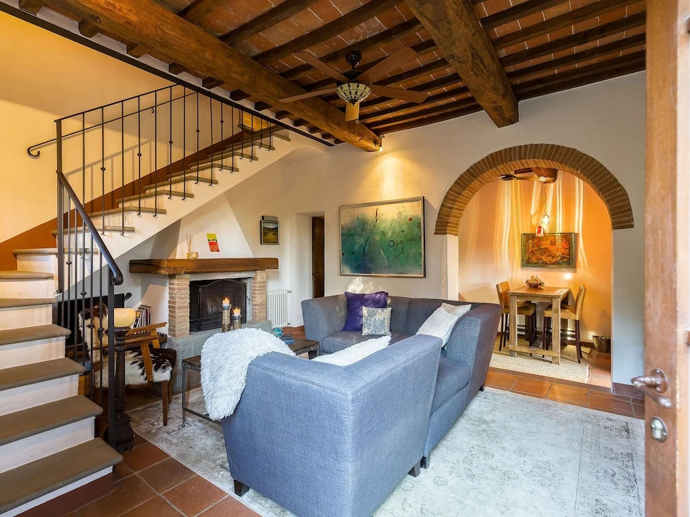 Charming Apartment With Swimming Pool Spacious Terrace And Private Garden