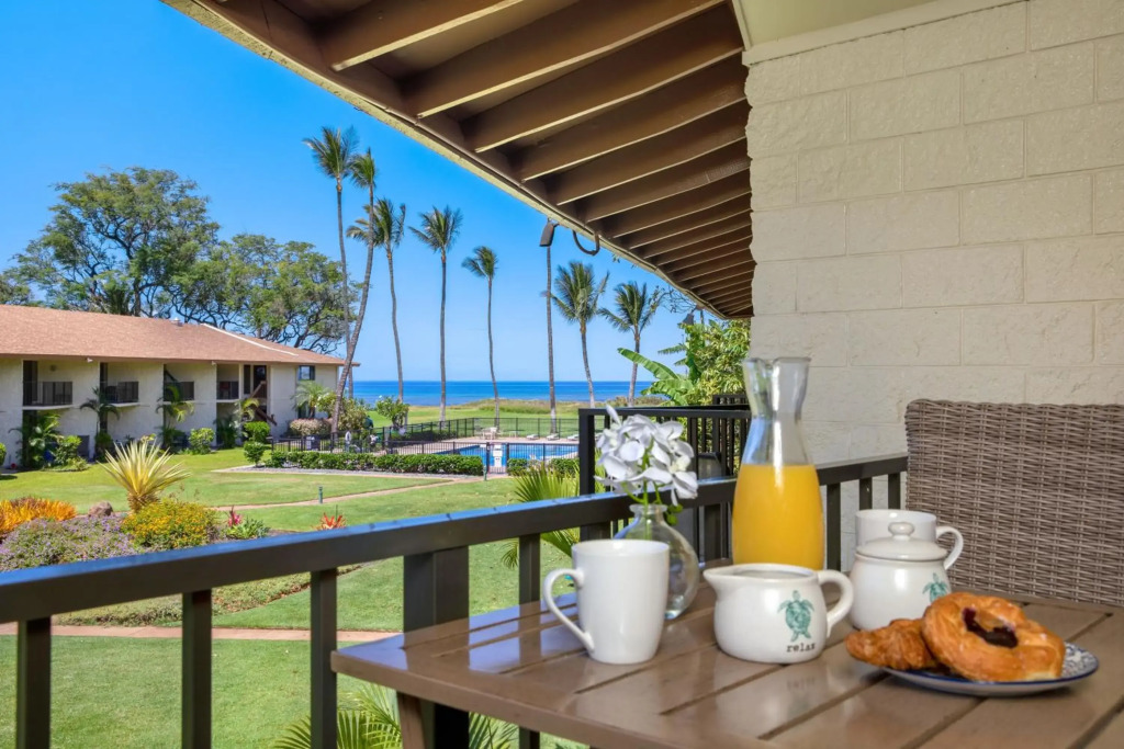 Beautiful 1 Bedroom Condo with Ocean Views | Oceanfront