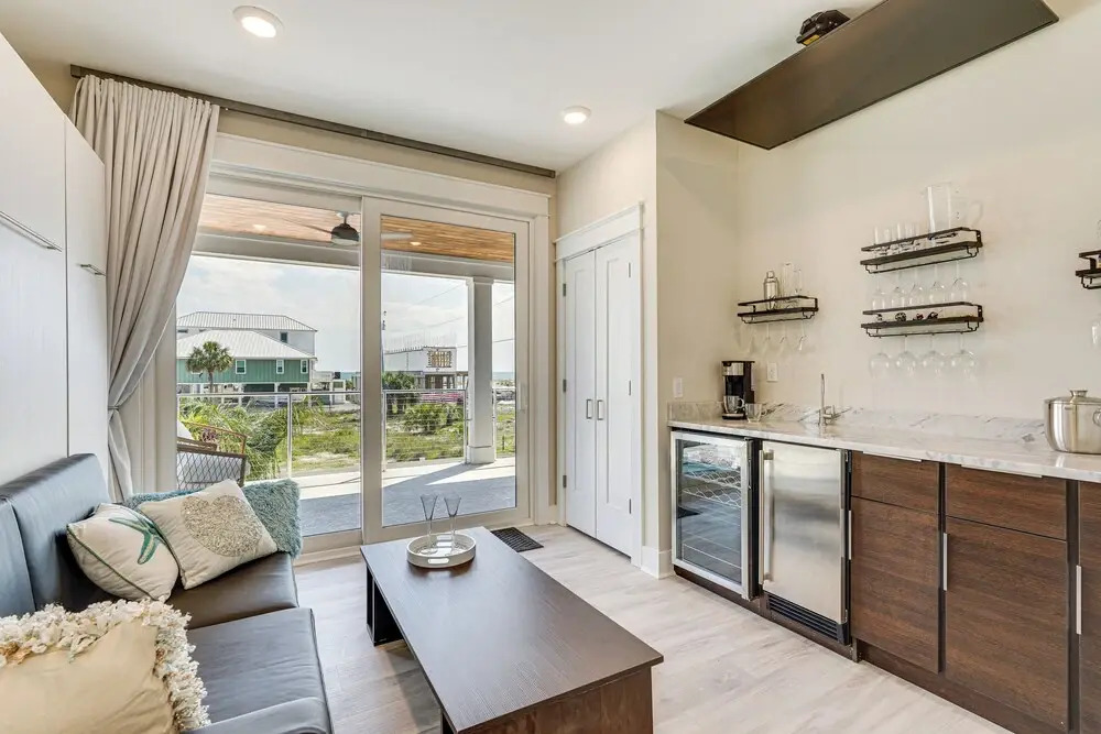 Rooftop Deck & Hot Tub: Mexico Beach Home!