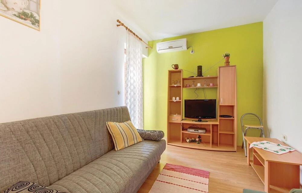 Awesome Home in Mali Losinj With Wifi and 1 Bedrooms