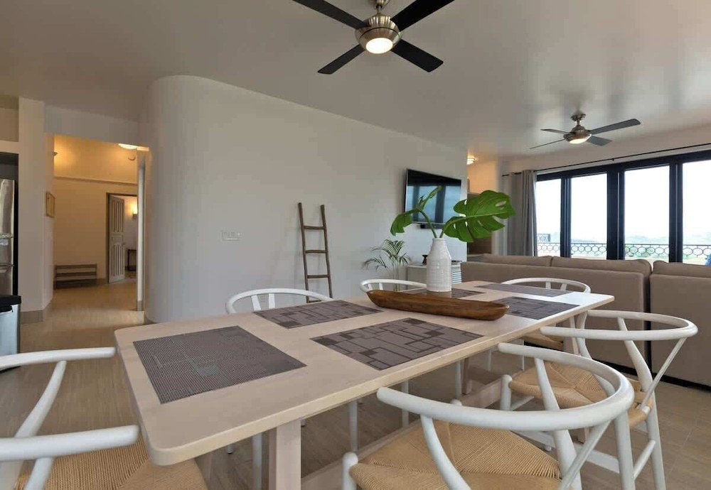 Marbella Lane - PrimeVilla n Modern Home
