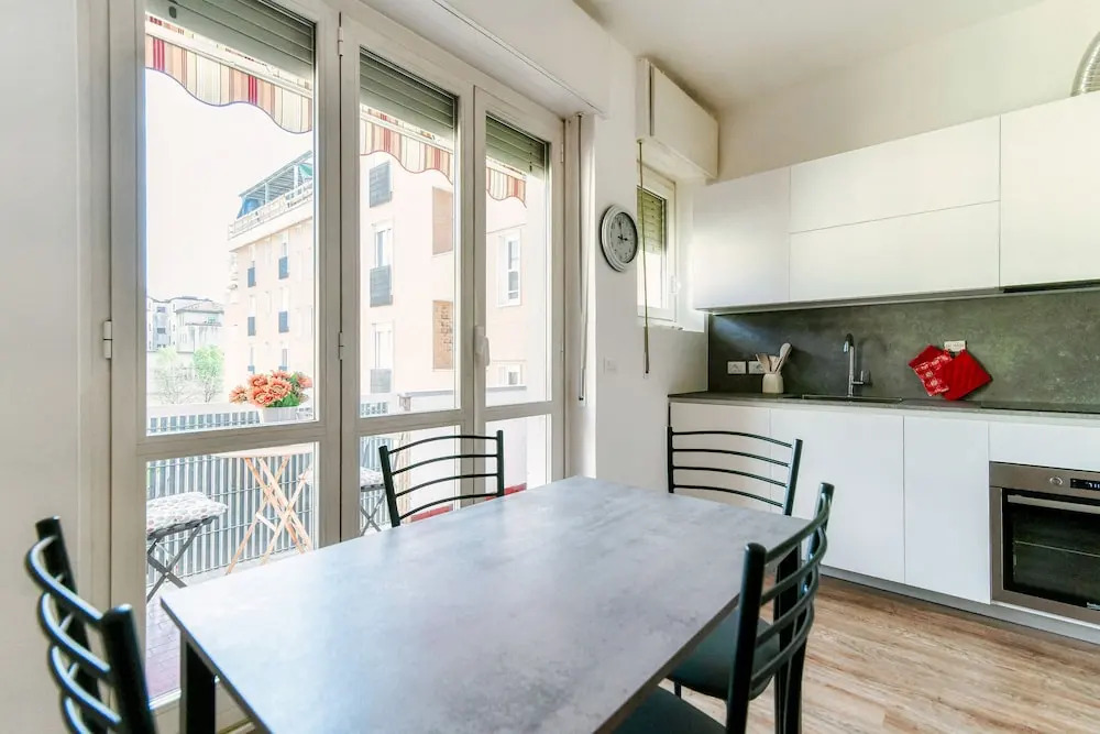 JOIVY Superb Flat W/Balcony