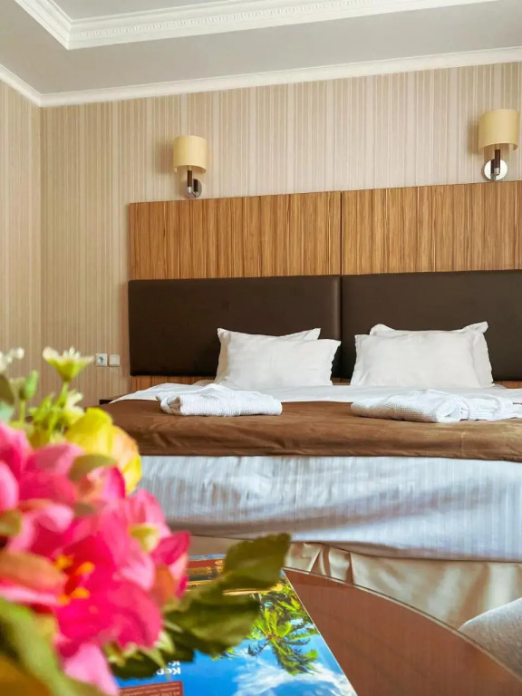 Nomad Hotel