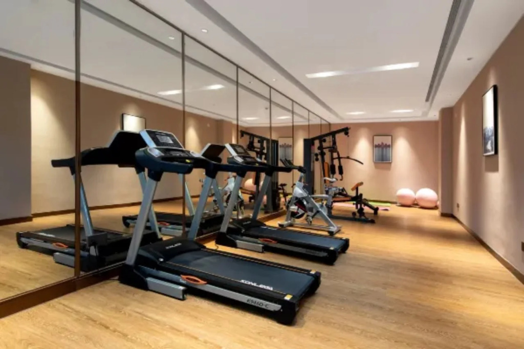 Vienna International Hotel (Dongguan Zhangmutou Government Square)