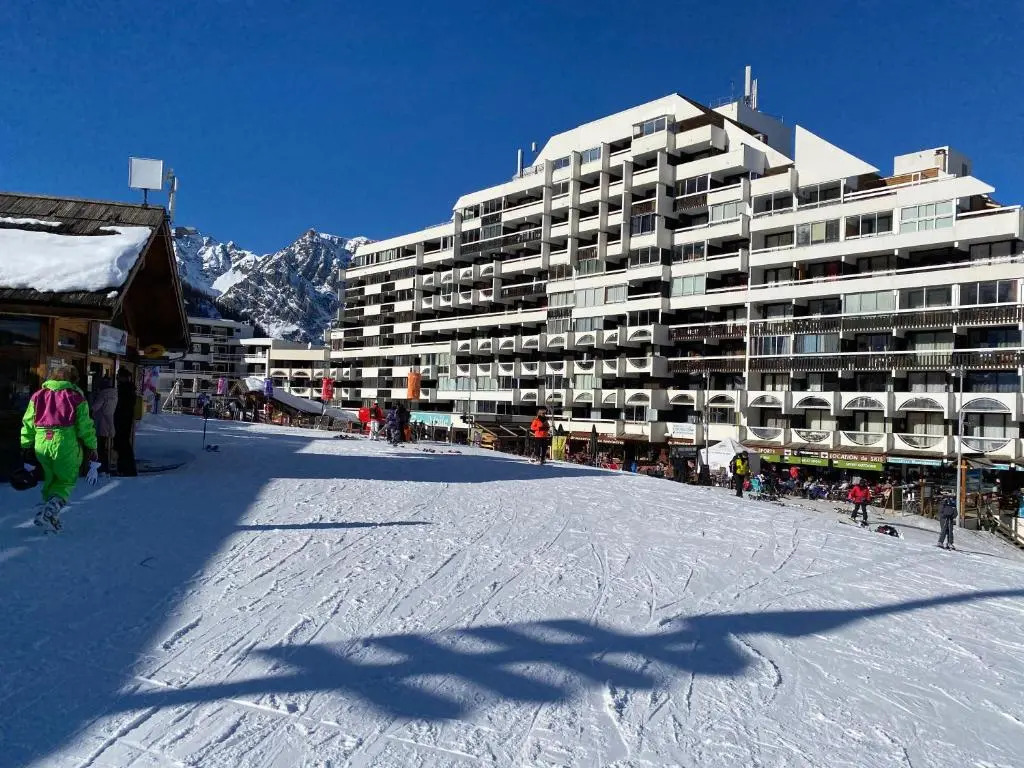 Studio Puy Saint Vincent 1600 aux pieds des pistes