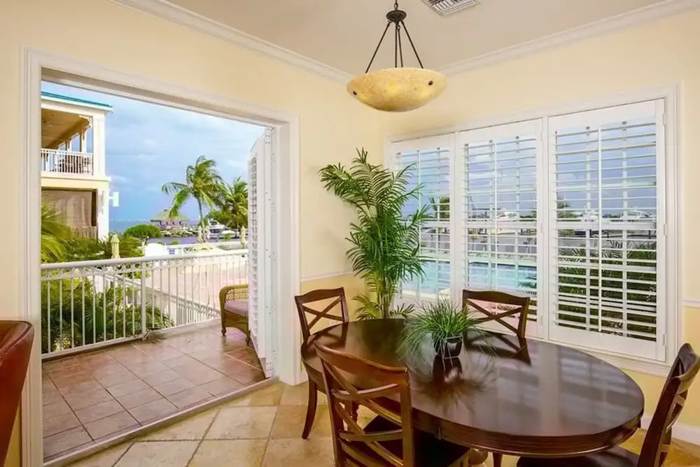 Grand Marina Suite -Waterfront Condo