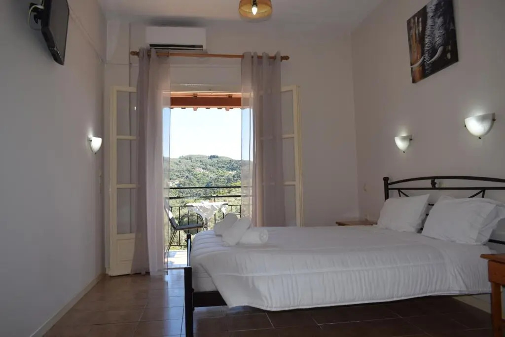 Irida Studios And Suite