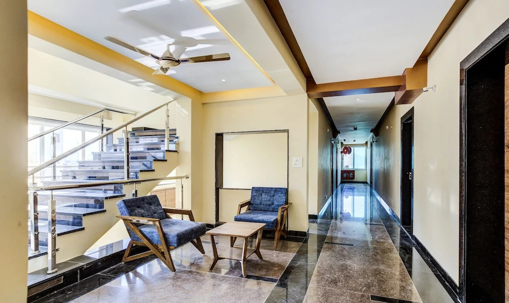 Opulence Inn - 500 Meters From Railway Station