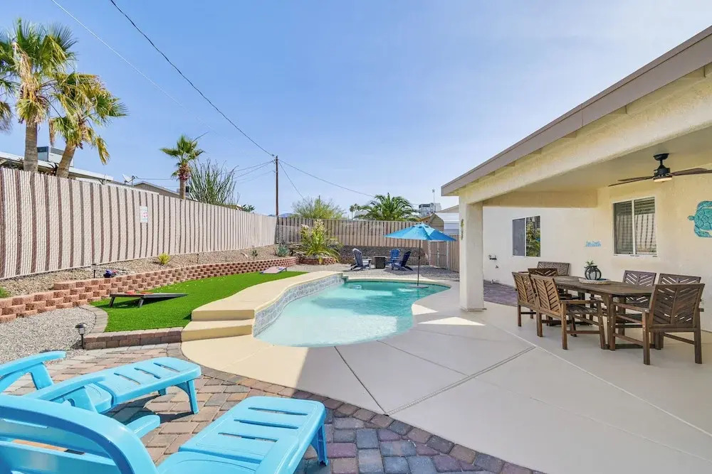 Game Room + Fire Pit : Lake Havasu Retreat!