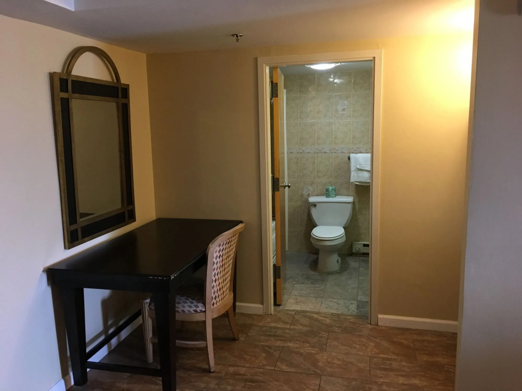 Sea Palace Inn