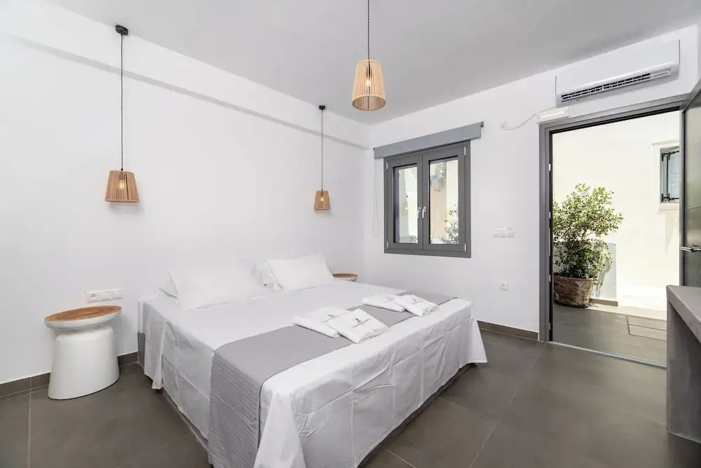 AquaLung Suites