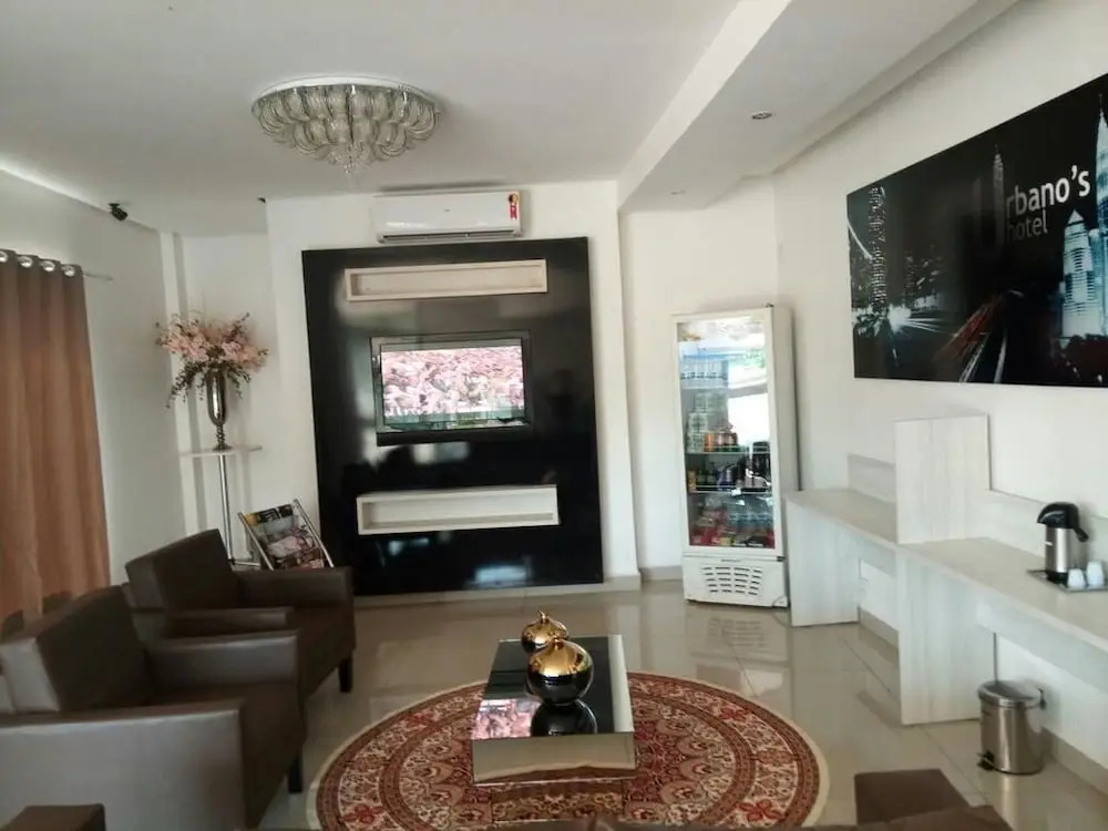 Urbanos Hotel