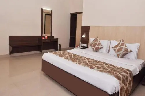 Sivamurugan Hotels