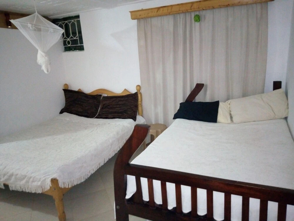 Maasai Backpackers Home