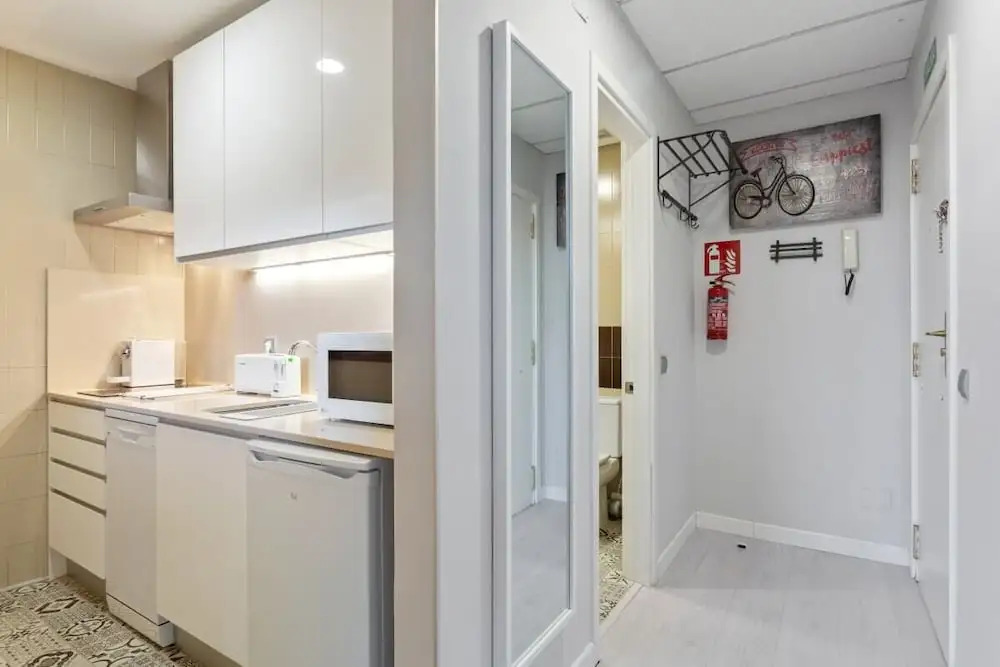 Amazing 1bed Apt, Sleeps 4 Near Sol, 1min to Metro