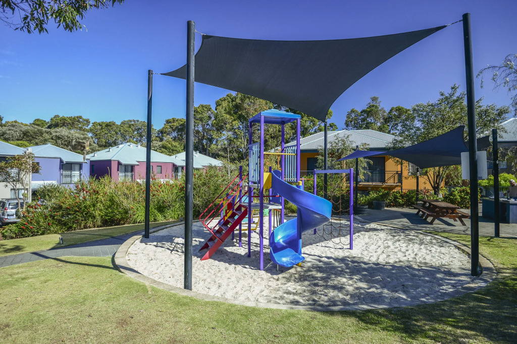 Leeuwin Apartments