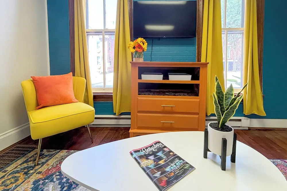 Walkable Rental in Dtwn Gettysburg: Pet-friendly