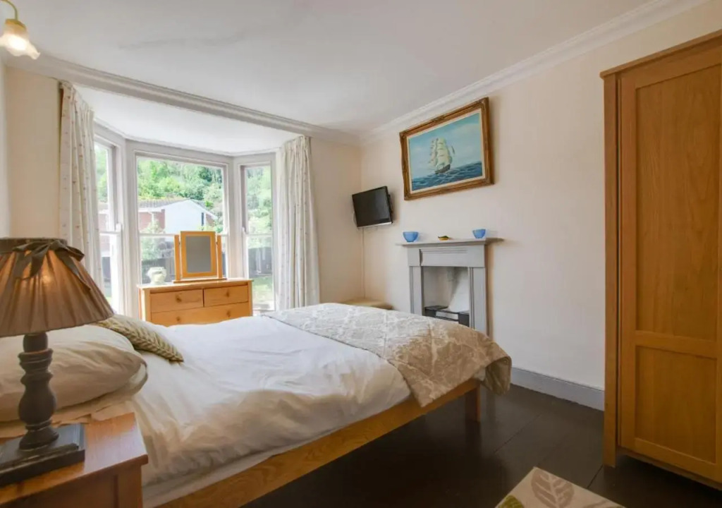 4 Bed in New Quay oc-bow272