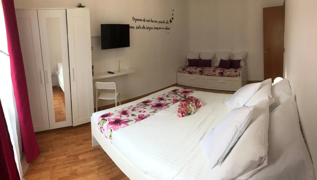 Orchids Apartment