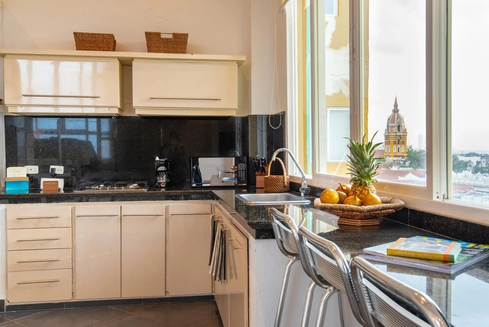 Ganem Lofts- Exclusive 1BR Apt w Incredible Old City Views 513r