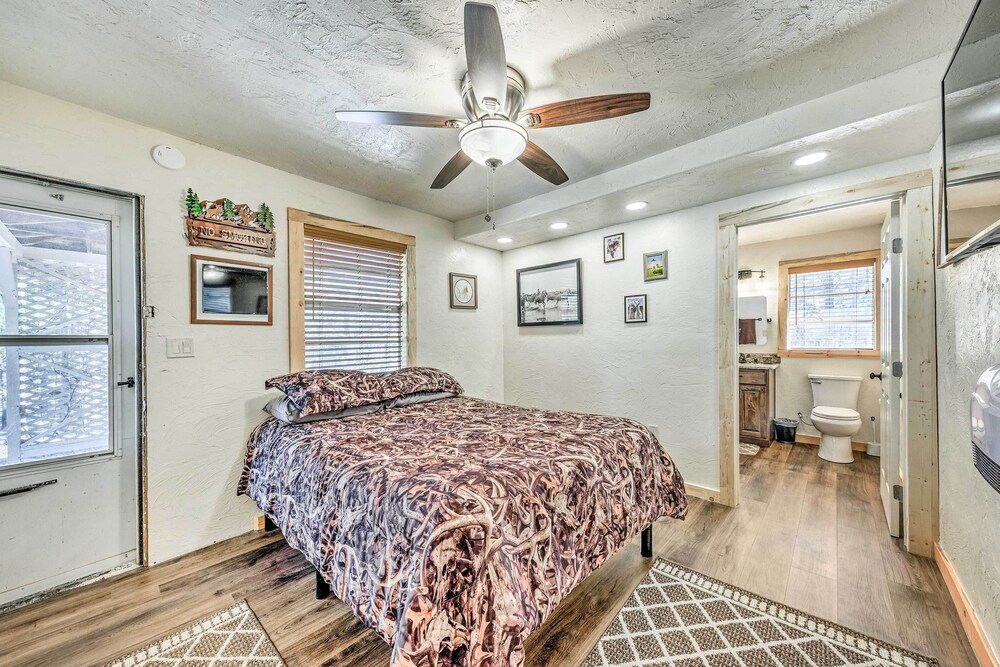Ruidoso Vacation Rental w/ Covered Hot Tub