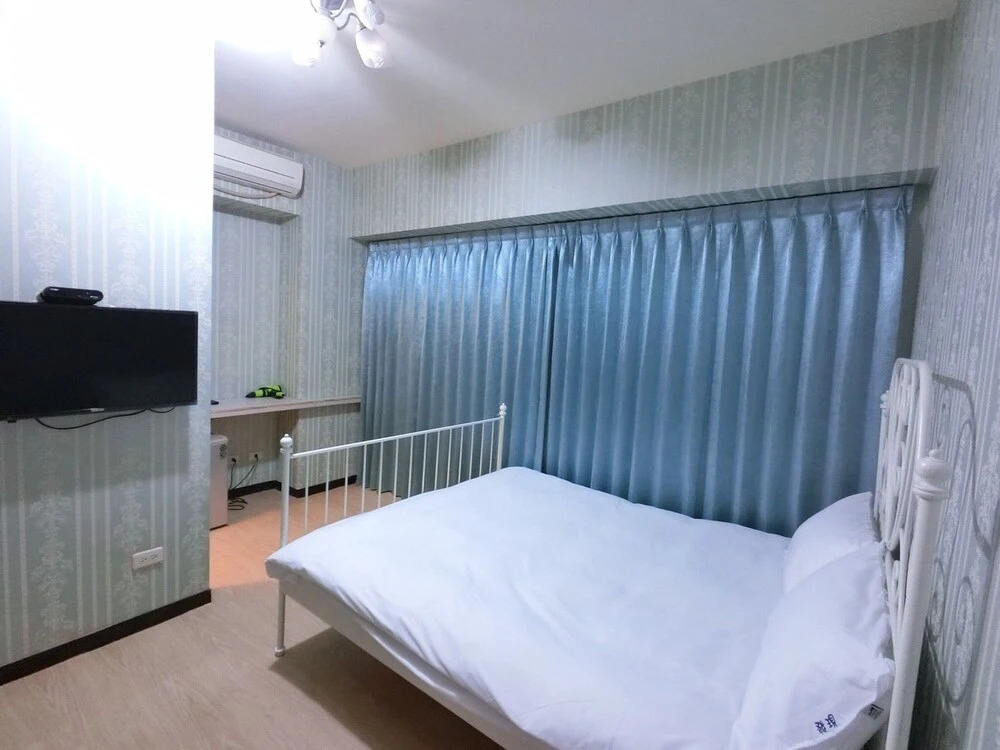 Discovery Yizhong Inn