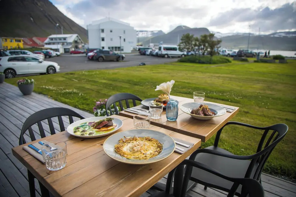 Hotel Isafjördur - Torg