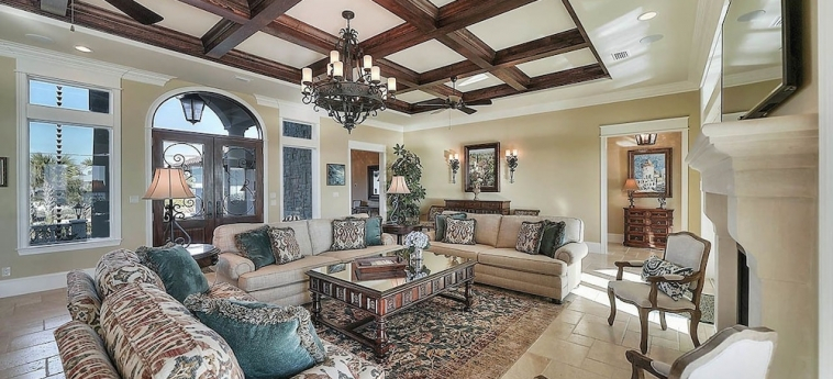 Verona by RedAwning
