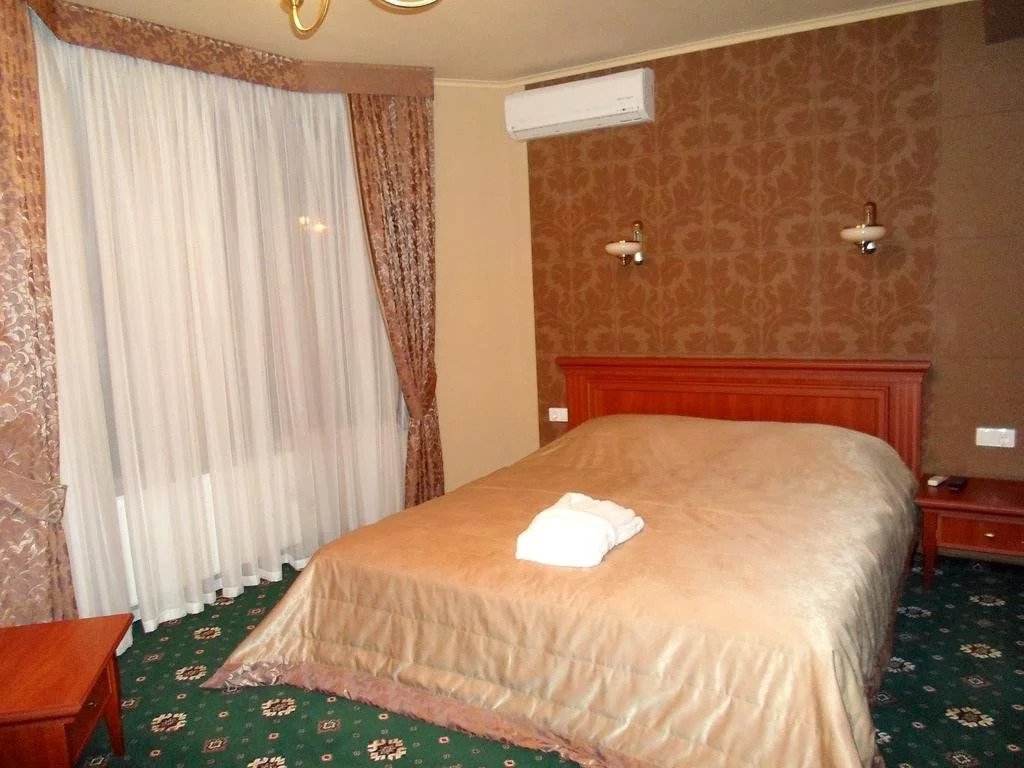 H & K Imperial Plus Hotel