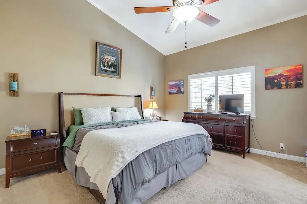 Private Pool & Hot Tub: Dog-friendly Live Oak Home