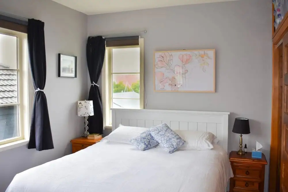 Welcoming 4 Bedroom Family Home in Meadowbank