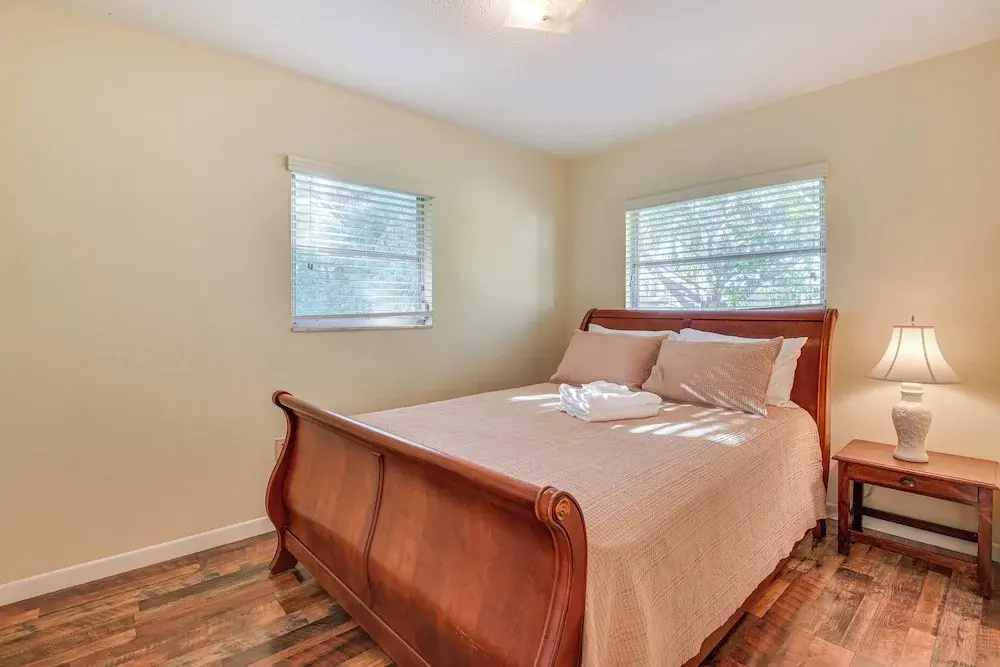 6 Mi to Anna Maria Island: Modern Bradenton Home