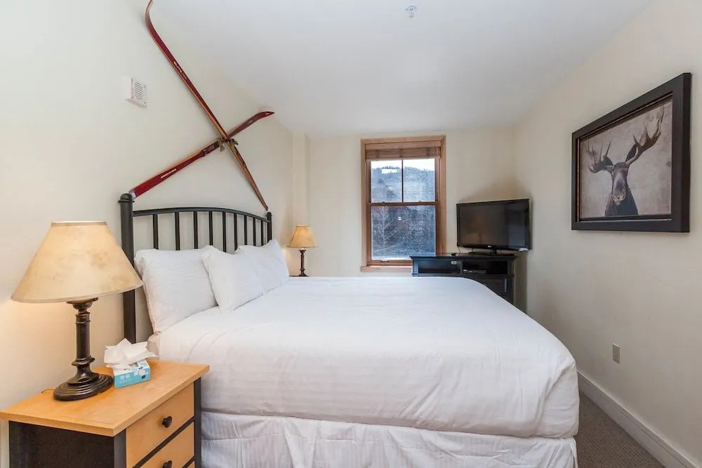 Silver Mill #8162 2 Bedrooms 2 Bathrooms Condo
