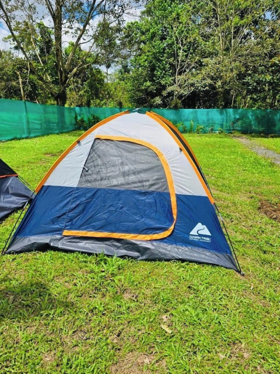 Arenal Camping