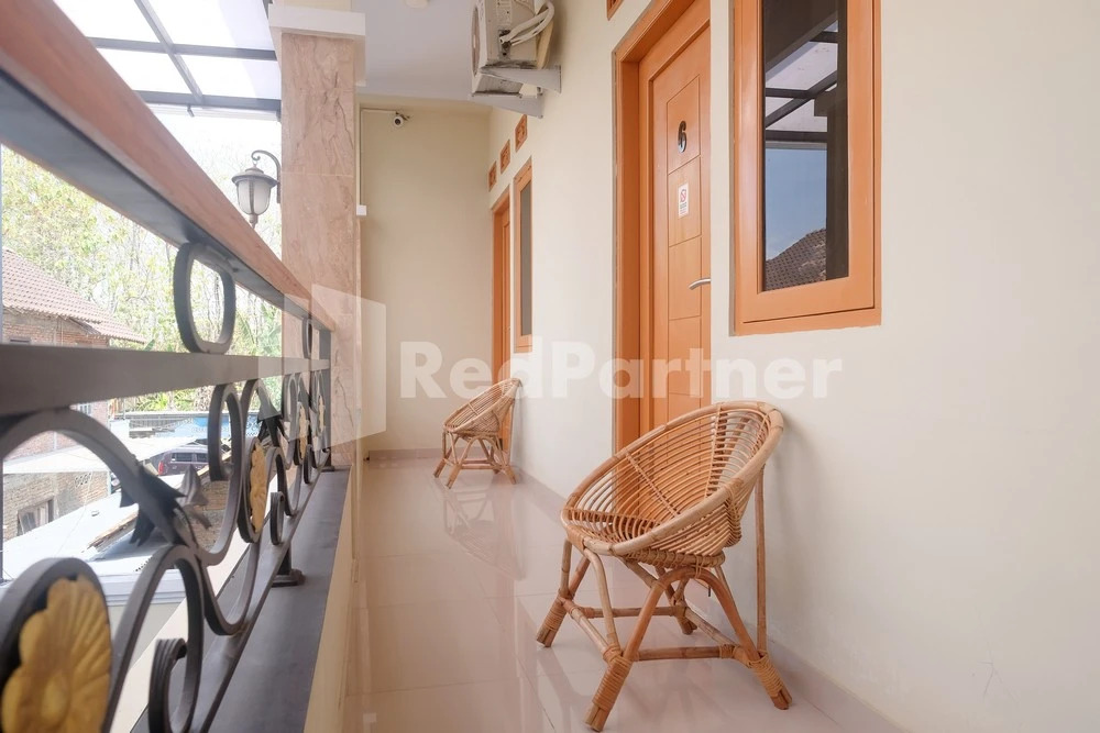 Madina Guest House Syariah near Gembira Loka Zoo Yogyakarta Mitra RedDoorz